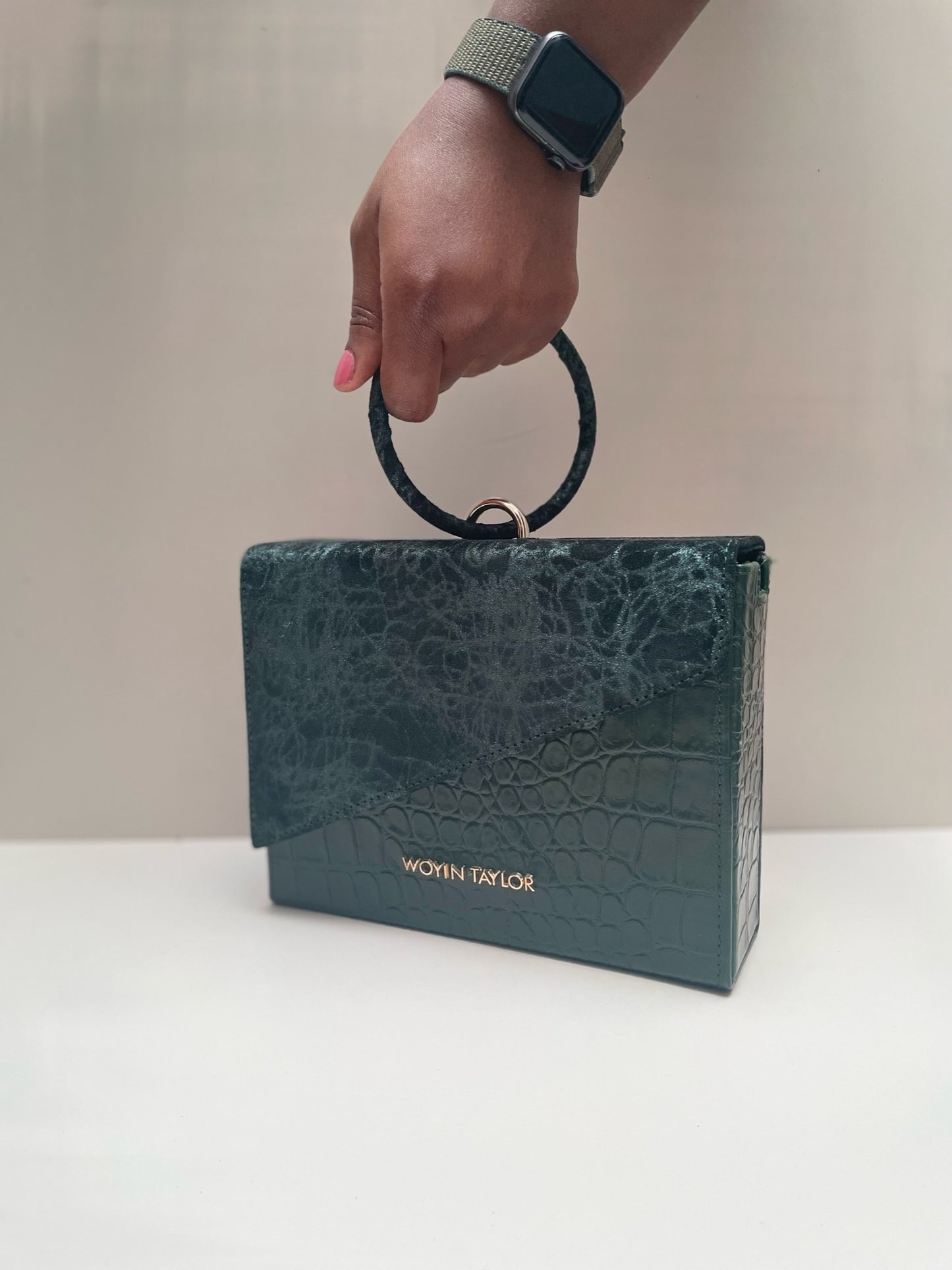 ADA Box Clutch